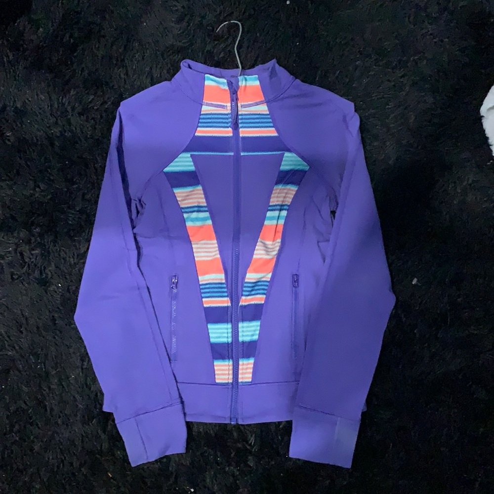 Ivivva athletic sweater